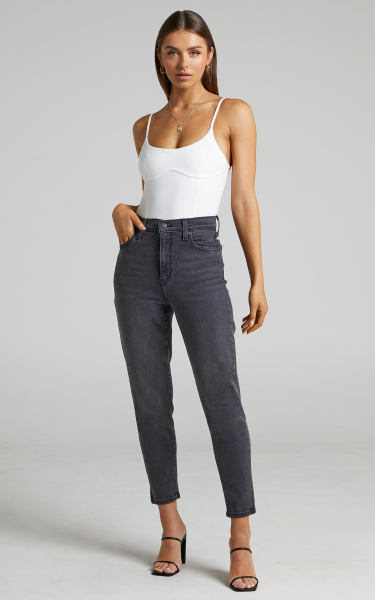 Vintage high waisted levi mom jeans cheap
